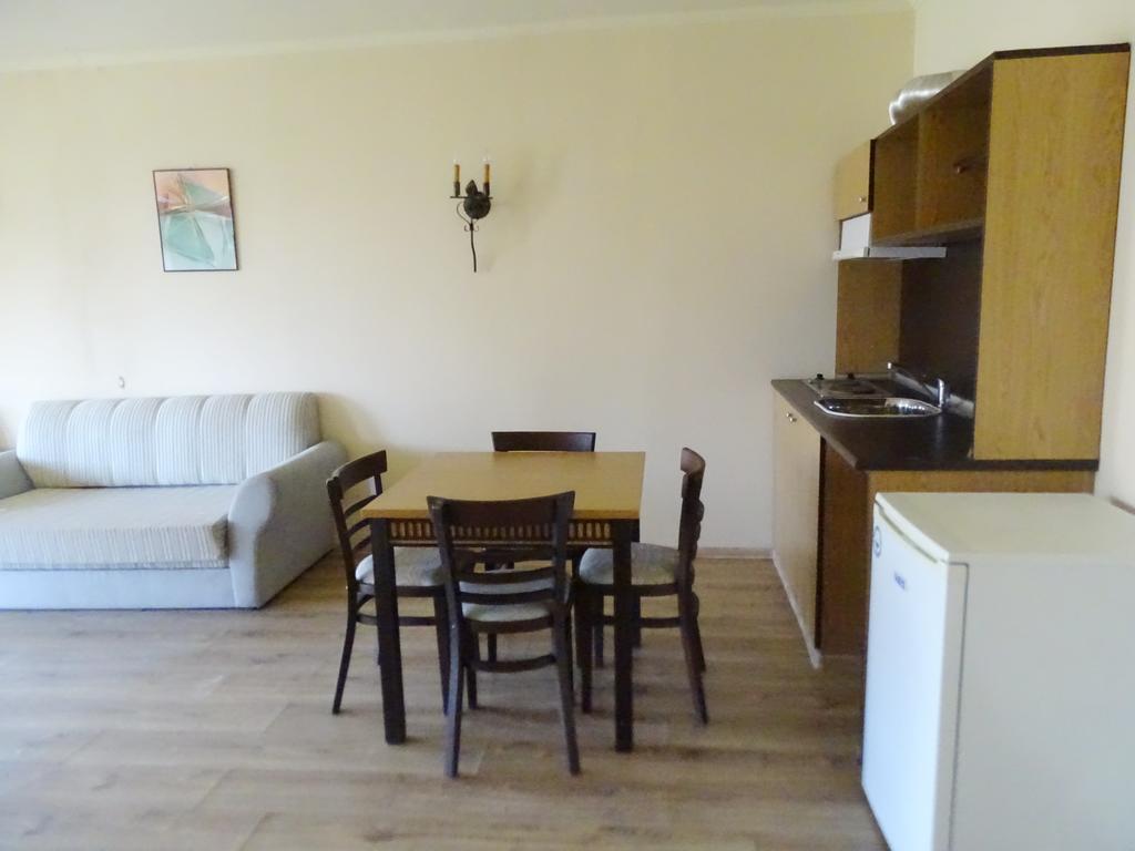 Elenite Private Apartments Εξωτερικό φωτογραφία