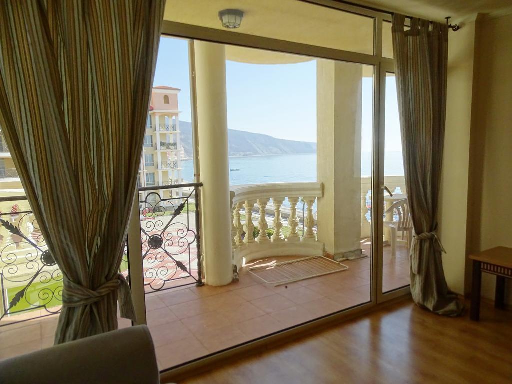 Elenite Private Apartments Εξωτερικό φωτογραφία