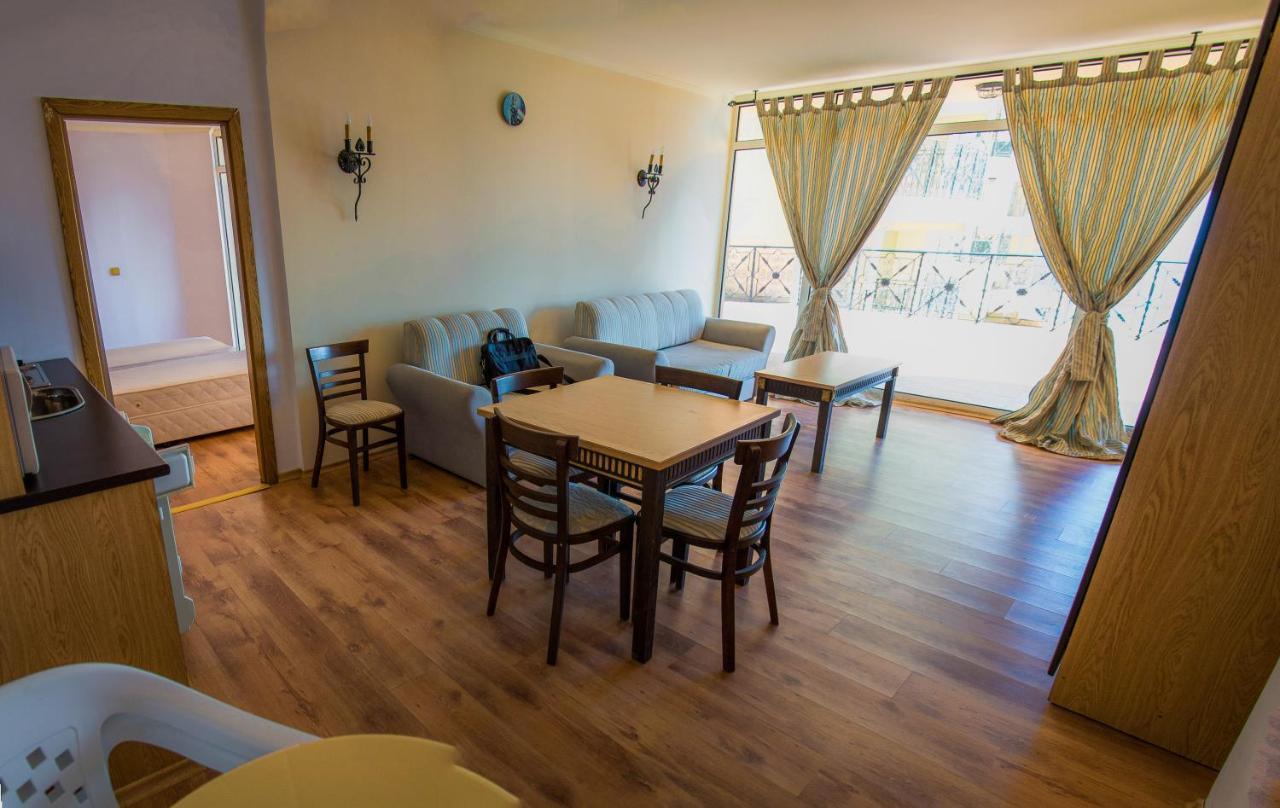 Elenite Private Apartments Εξωτερικό φωτογραφία